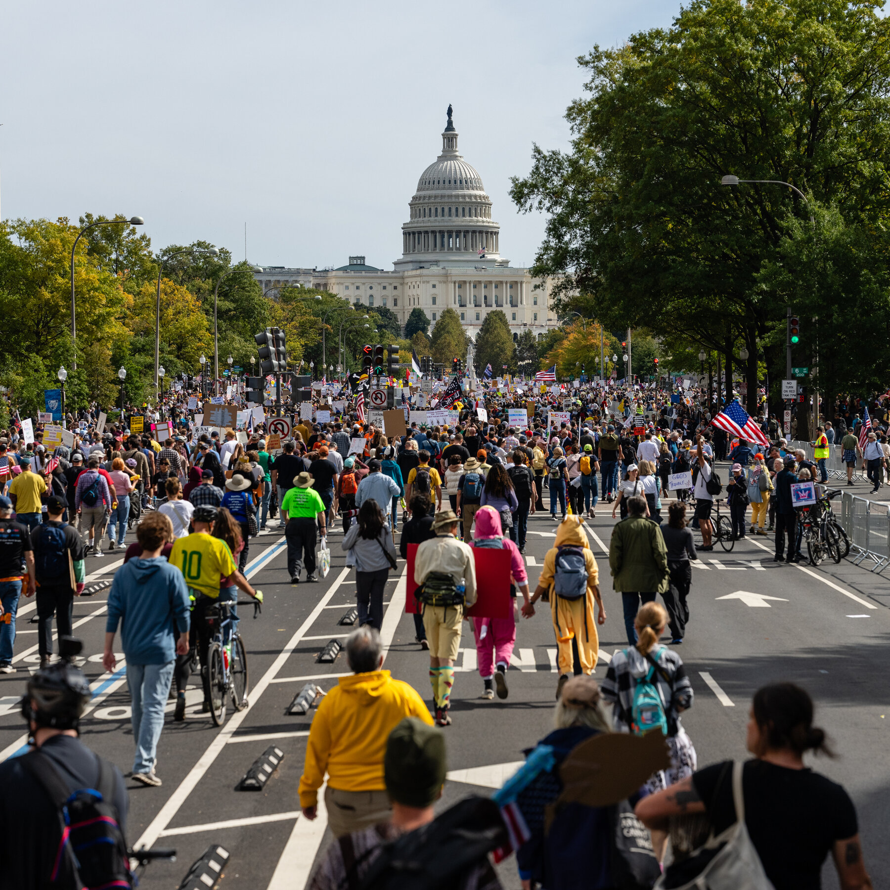 Scenes from the ‘No Kings’ Anti-Trump Protests in Video and Photos